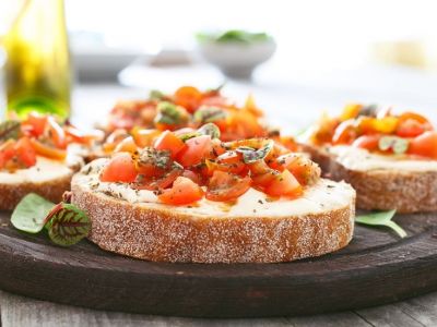 Opskrift: Sådan laver du ægte italiensk bruschetta